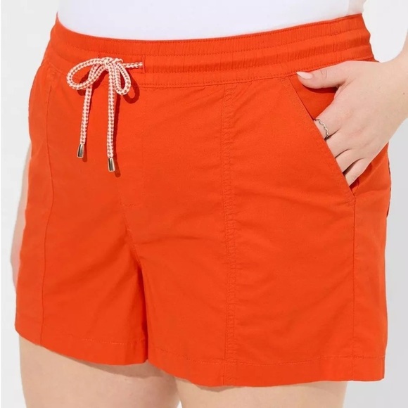 TORRID Pull-On High-Rise Poplin Yacht Short - Picture 2 of 4